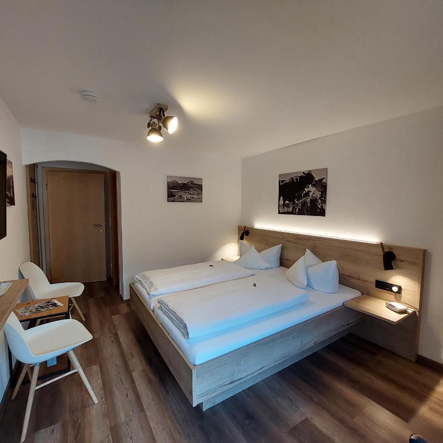 Hotel Garni Malerwinkl Бад Хинделанг Екстериор снимка